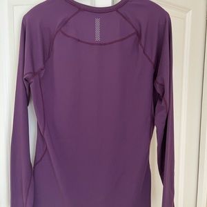 🎄💥NEW Running Room Women’s Athletic Top